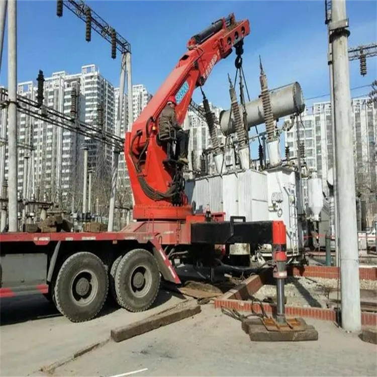 沅陵就近吊车出租|工地厂房吊装设备租赁|24小时高效响应