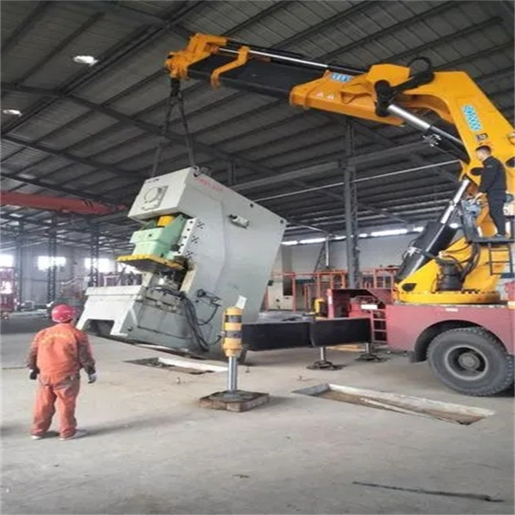 沅陵80吨折臂吊车出租附近电话